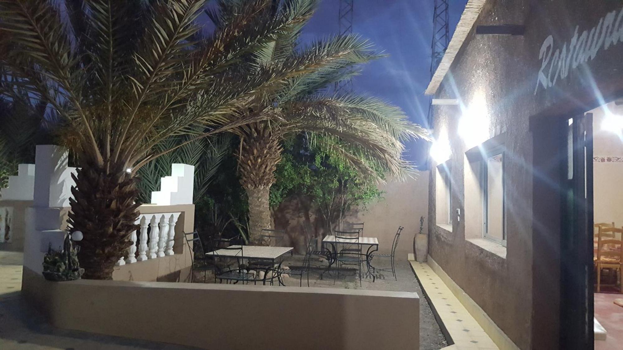 Palm'Skoura Hotel Екстериор снимка